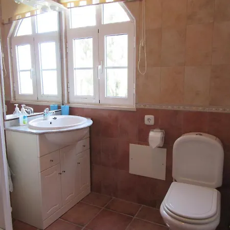 Casa Alto Perogil فيلة تافيرا